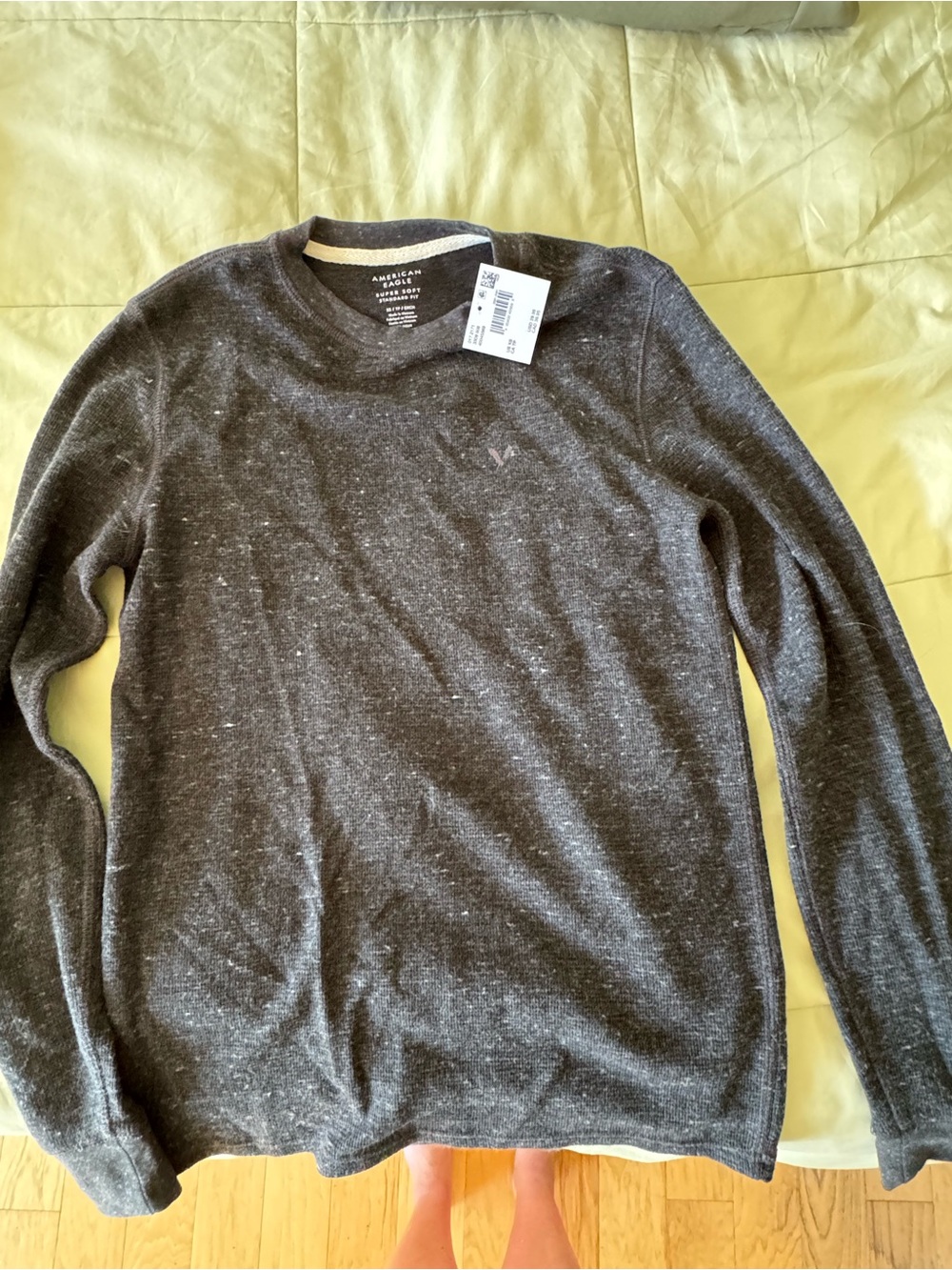 American Eagle Outfitters Menās Dark Charcoal Speckled Long Sleeve Crew